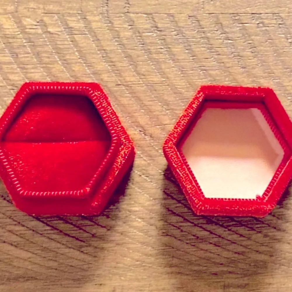 NWT Red Velvet Hexagon Honeycomb Ring Box / Jewelry Box